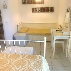 hotel-nizza-frontemare.hotelinveneto.com/